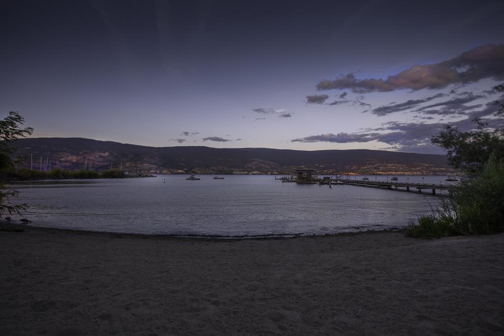 Summerland Waterfront Resort & Spa Exterior photo