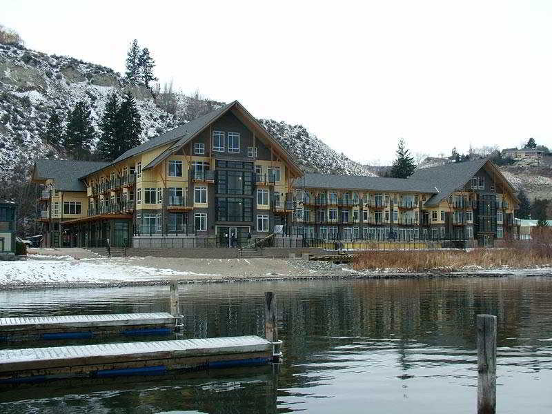 Summerland Waterfront Resort & Spa Exterior photo