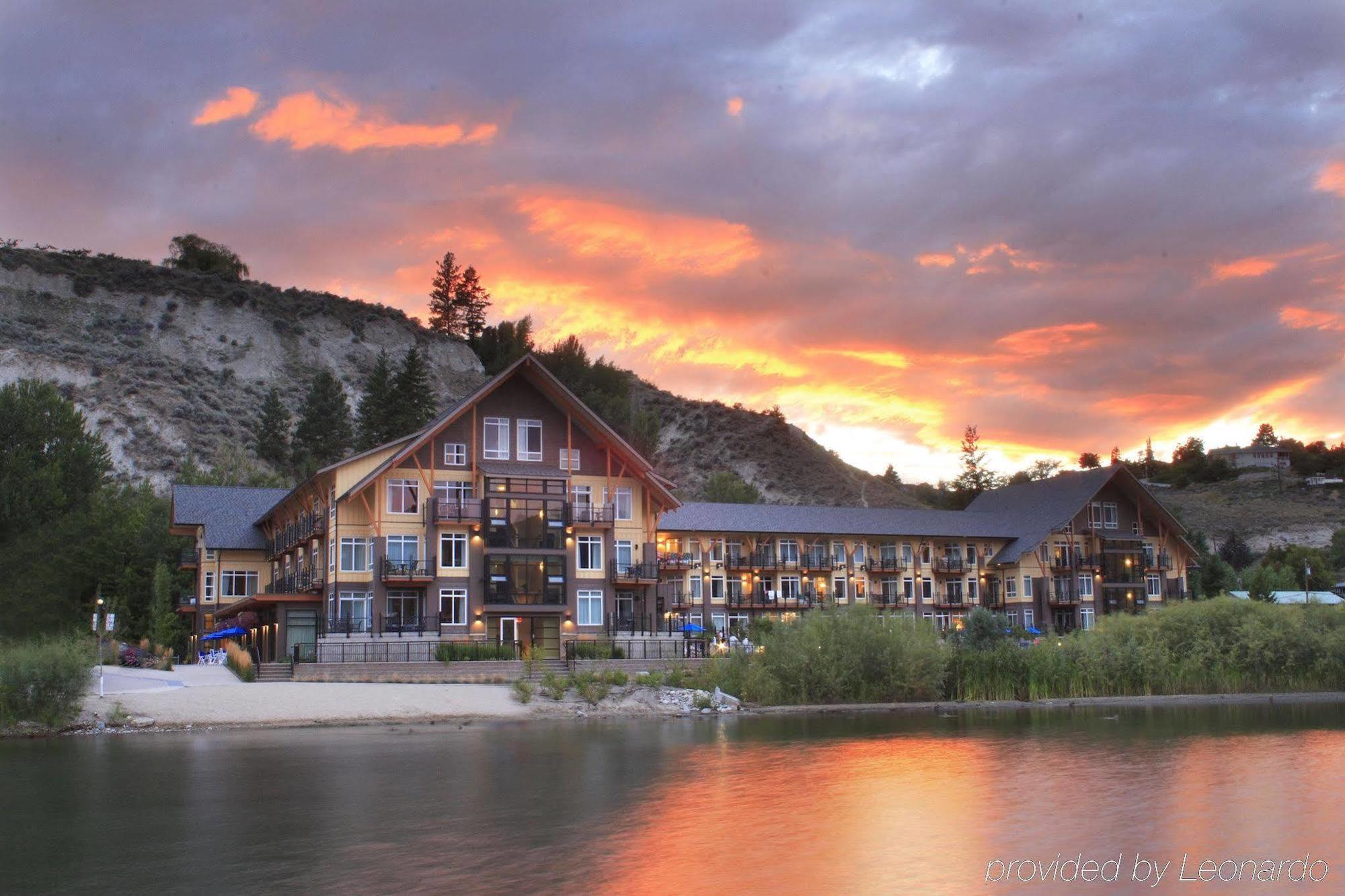 Summerland Waterfront Resort & Spa Exterior photo