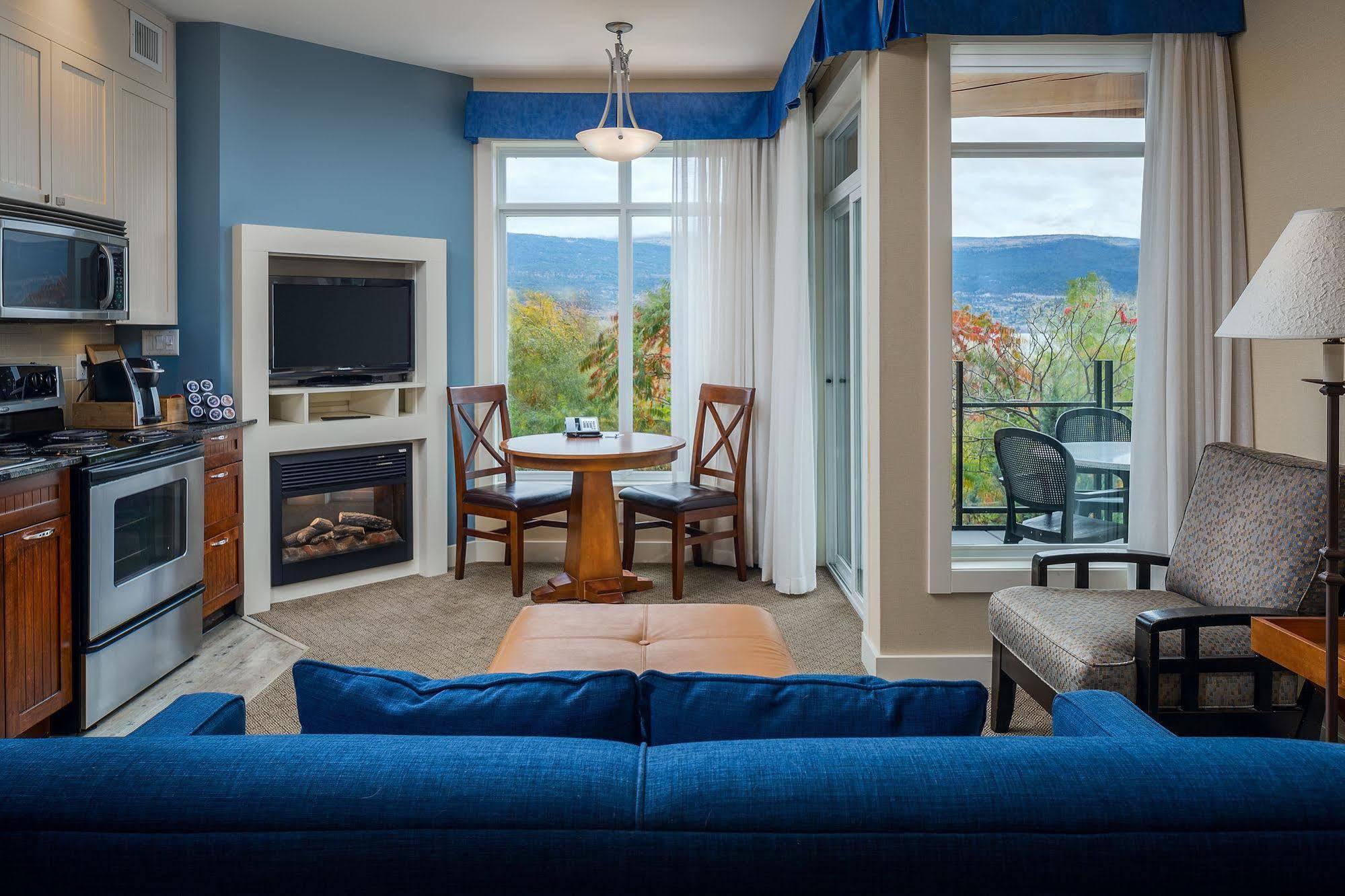 Summerland Waterfront Resort & Spa Exterior photo